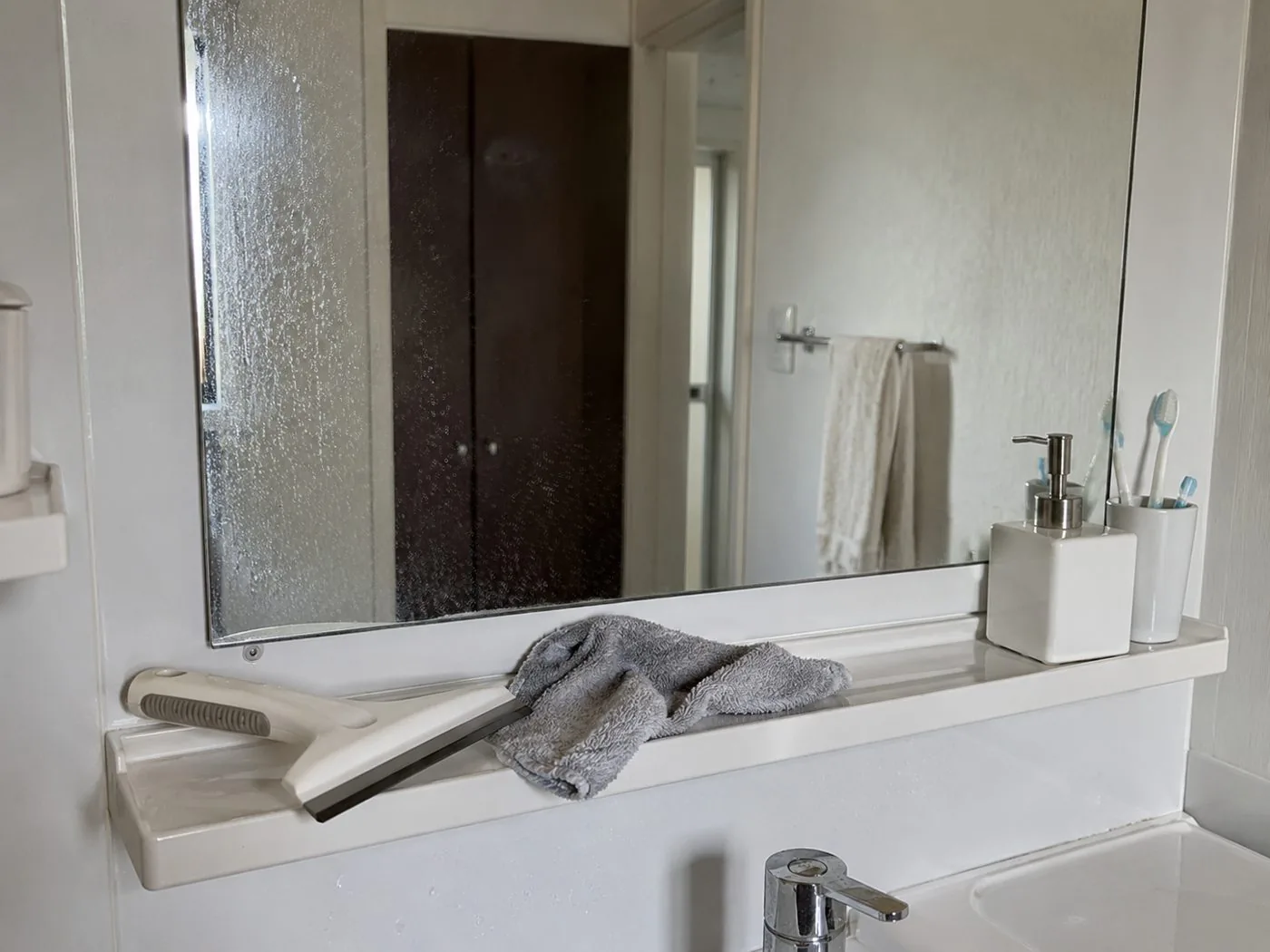 Bathroom mirror